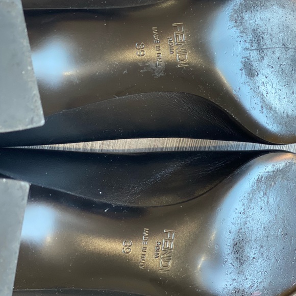 Fendi pumps. Gently used. Size 39 (8.5 US). Black, chunky heels - Picture 14 of 14